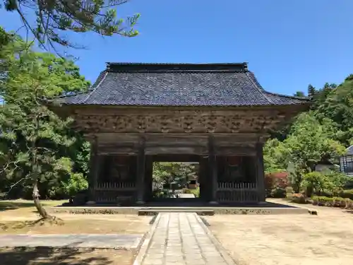 國泰寺の山門