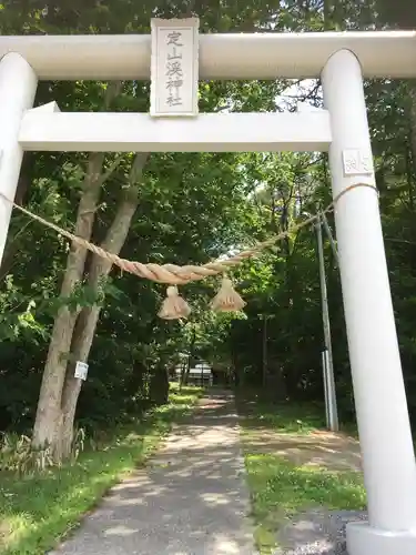 定山渓神社の鳥居