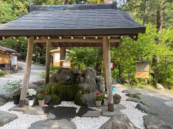 不二阿祖山太神宮の{uncategorized: "未分類", other: "その他", undefined: "問題あり", building: "その他建物", grave: "お墓", sacred_gate: "鳥居", guardian: "狛犬", statue: "像", buddha: "仏像", history: "歴史", nature: "自然", garden: "庭園", animal: "動物", pagoda: "塔", temizu: "手水舎", mountain_gate: "山門・神門", sanctuary: "本殿・本堂", subordinate: "末社・摂社", art: "芸術", scenery: "景色", jizo: "地蔵", ema: "絵馬", goshuin: "御朱印", omikuji: "おみくじ", items: "授与品その他", amulet: "お守り", goshuincho: "御朱印帳", eats: "食事", festival: "お祭り", votive_dance: "神楽", shichigosan: "七五三参", wedding: "結婚式", experience: "体験その他", initially: "初詣", around: "周辺", anti_infection: "感染症対策"}