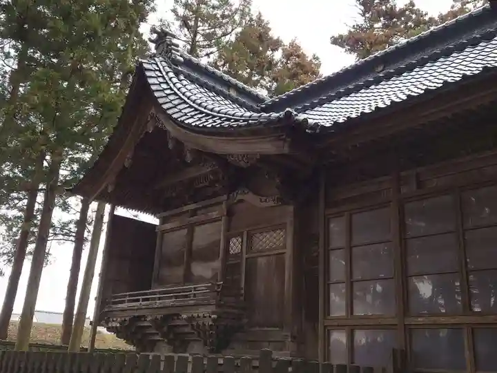 守りの神 藤基神社(新潟県)