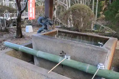 霊山寺の手水舎