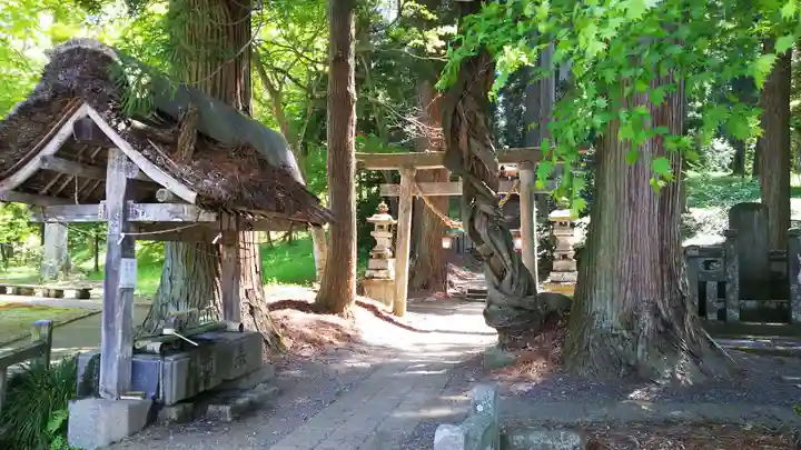 白河神社の手水舎