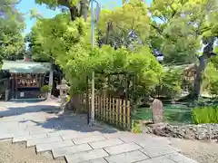 辛國神社の建物その他