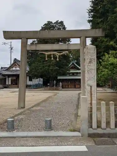 天神社・覚明堂（牛山町）の鳥居