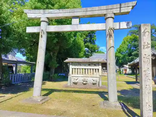 河葉社の鳥居