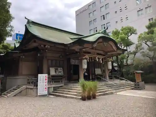 坐摩神社の本殿