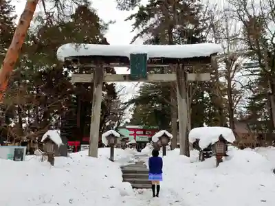 蠶養國神社の鳥居