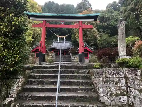 韓国宇豆峰神社の鳥居