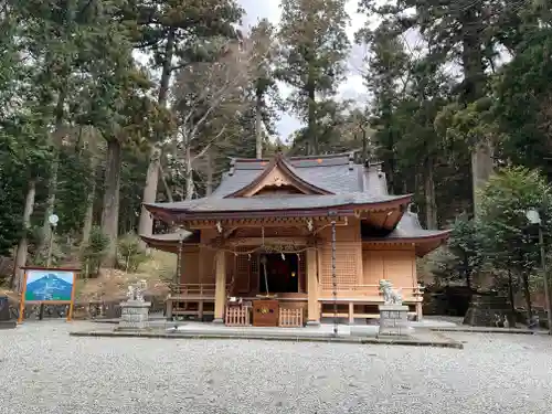 須山浅間神社の本殿