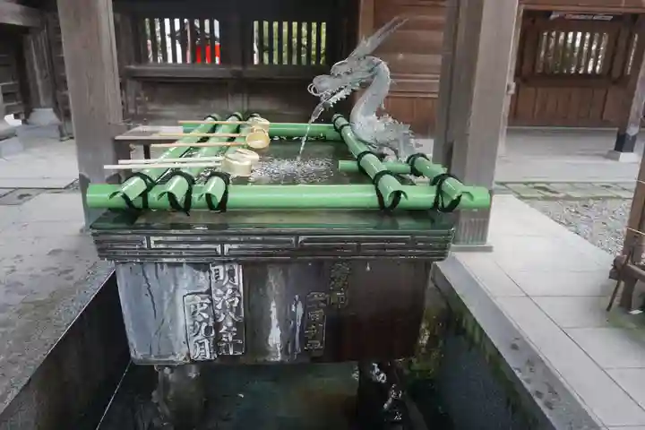 宇都宮二荒山神社の手水舎