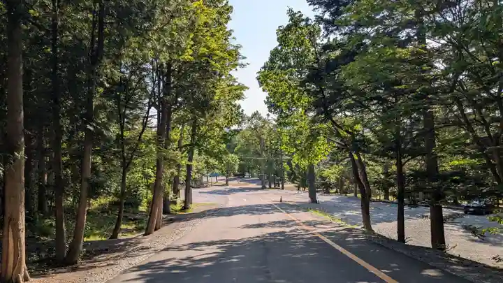 上川神社の庭園