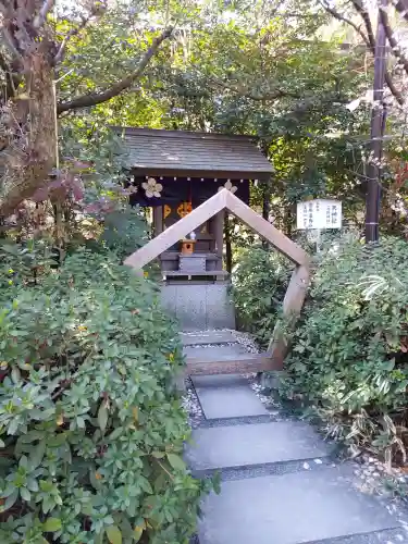 阿佐ヶ谷神明宮の{uncategorized: "未分類", other: "その他", undefined: "問題あり", building: "その他建物", grave: "お墓", sacred_gate: "鳥居", guardian: "狛犬", statue: "像", buddha: "仏像", history: "歴史", nature: "自然", garden: "庭園", animal: "動物", pagoda: "塔", temizu: "手水舎", mountain_gate: "山門・神門", sanctuary: "本殿・本堂", subordinate: "末社・摂社", art: "芸術", scenery: "景色", jizo: "地蔵", ema: "絵馬", goshuin: "御朱印", omikuji: "おみくじ", items: "授与品その他", amulet: "お守り", goshuincho: "御朱印帳", eats: "食事", festival: "お祭り", votive_dance: "神楽", shichigosan: "七五三参", wedding: "結婚式", experience: "体験その他", initially: "初詣", around: "周辺", anti_infection: "感染症対策"}