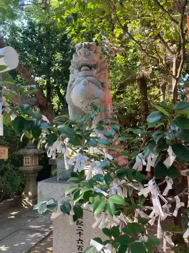 空鞘稲生神社の狛犬