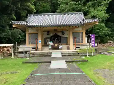 八幡神社の本殿・本堂