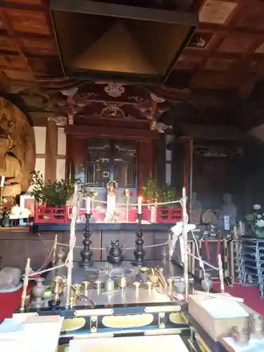 興導寺の本殿・本堂