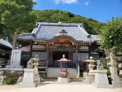 神咒寺の本殿・本堂