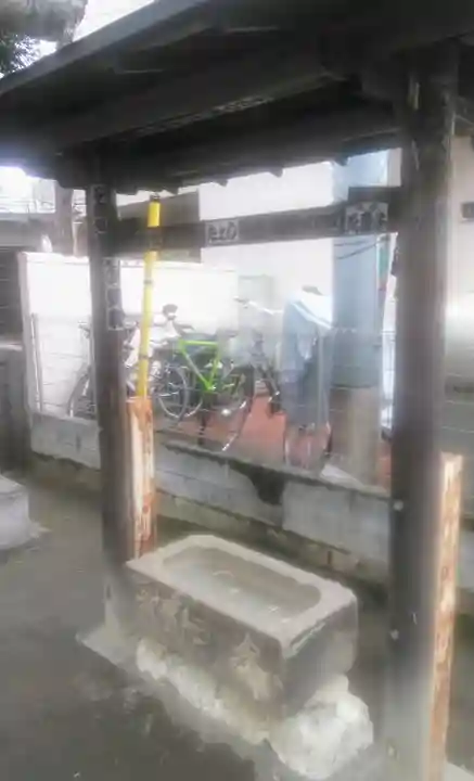 富士浅間神社の手水舎