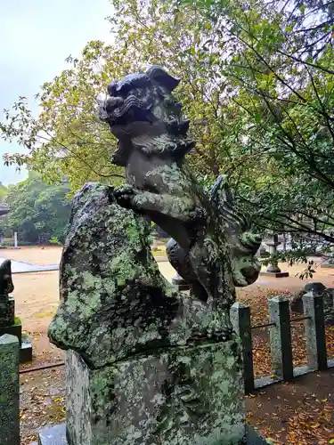 鏡神社の狛犬