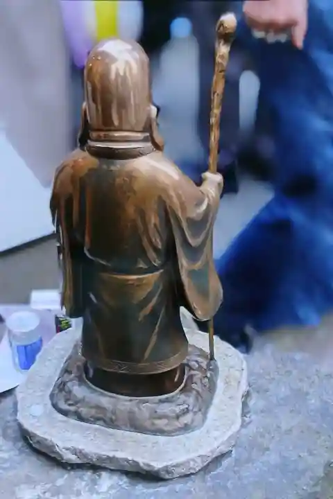 小網神社の{uncategorized: "未分類", other: "その他", undefined: "問題あり", building: "その他建物", grave: "お墓", sacred_gate: "鳥居", guardian: "狛犬", statue: "像", buddha: "仏像", history: "歴史", nature: "自然", garden: "庭園", animal: "動物", pagoda: "塔", temizu: "手水舎", mountain_gate: "山門・神門", sanctuary: "本殿・本堂", subordinate: "末社・摂社", art: "芸術", scenery: "景色", jizo: "地蔵", ema: "絵馬", goshuin: "御朱印", omikuji: "おみくじ", items: "授与品その他", amulet: "お守り", goshuincho: "御朱印帳", eats: "食事", festival: "お祭り", votive_dance: "神楽", shichigosan: "七五三参", wedding: "結婚式", experience: "体験その他", initially: "初詣", around: "周辺", anti_infection: "感染症対策"}