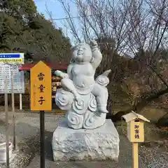 板倉雷電神社の像