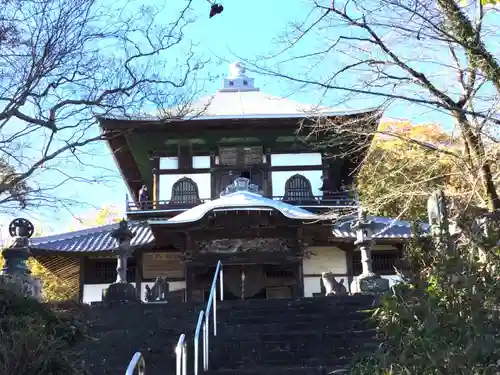 成身院　百体観音堂（さざえ堂）の本殿・本堂