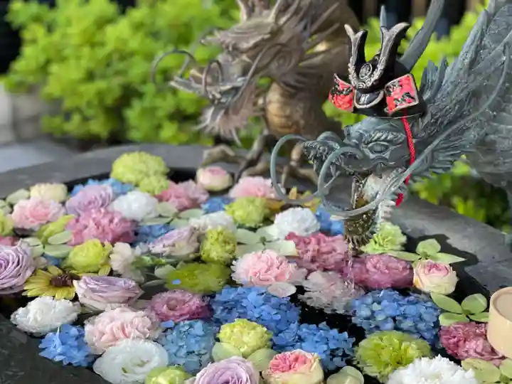 駒込妙義神社の手水舎