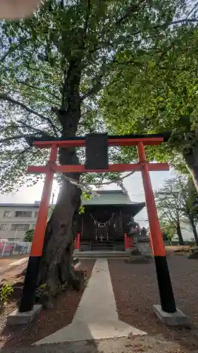 稲荷神社の{uncategorized: "未分類", other: "その他", undefined: "問題あり", building: "その他建物", grave: "お墓", sacred_gate: "鳥居", guardian: "狛犬", statue: "像", buddha: "仏像", history: "歴史", nature: "自然", garden: "庭園", animal: "動物", pagoda: "塔", temizu: "手水舎", mountain_gate: "山門・神門", sanctuary: "本殿・本堂", subordinate: "末社・摂社", art: "芸術", scenery: "景色", jizo: "地蔵", ema: "絵馬", goshuin: "御朱印", omikuji: "おみくじ", items: "授与品その他", amulet: "お守り", goshuincho: "御朱印帳", eats: "食事", festival: "お祭り", votive_dance: "神楽", shichigosan: "七五三参", wedding: "結婚式", experience: "体験その他", initially: "初詣", around: "周辺", anti_infection: "感染症対策"}
