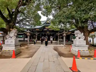 穴八幡宮の本殿・本堂