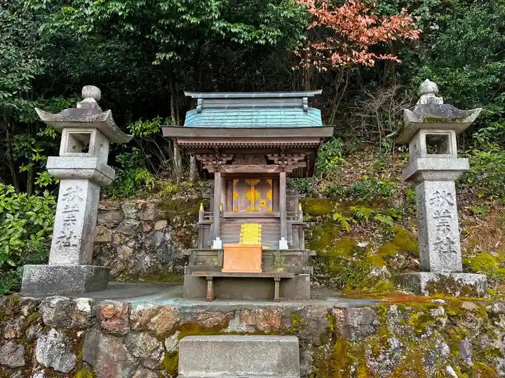 伊奈波神社の末社・摂社