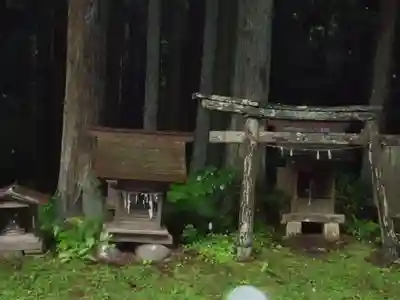諏訪神社の末社・摂社