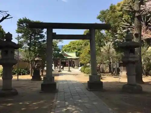 品川神社の鳥居