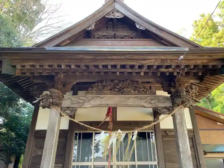八幡神社の本殿・本堂