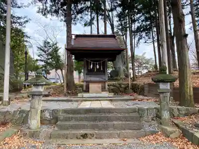 諏訪大社下社秋宮の末社・摂社