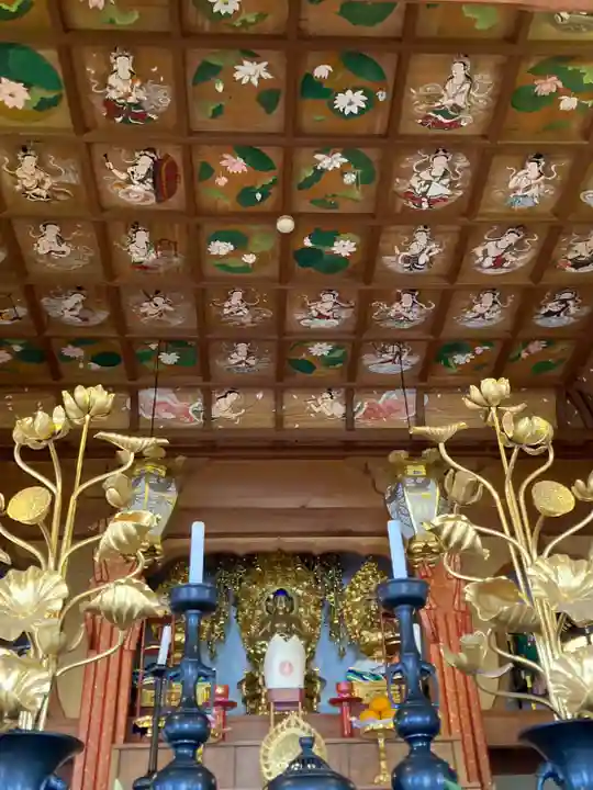 白旗観音寺の本殿・本堂