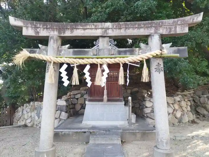 安居神社の末社・摂社