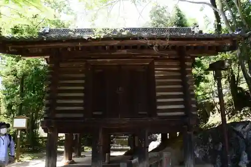 石山寺の末社