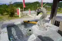 白根三吉神社の手水舎