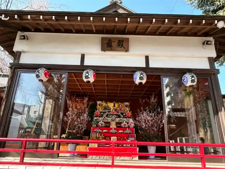 田無神社の{uncategorized: "未分類", other: "その他", undefined: "問題あり", building: "その他建物", grave: "お墓", sacred_gate: "鳥居", guardian: "狛犬", statue: "像", buddha: "仏像", history: "歴史", nature: "自然", garden: "庭園", animal: "動物", pagoda: "塔", temizu: "手水舎", mountain_gate: "山門・神門", sanctuary: "本殿・本堂", subordinate: "末社・摂社", art: "芸術", scenery: "景色", jizo: "地蔵", ema: "絵馬", goshuin: "御朱印", omikuji: "おみくじ", items: "授与品その他", amulet: "お守り", goshuincho: "御朱印帳", eats: "食事", festival: "お祭り", votive_dance: "神楽", shichigosan: "七五三参", wedding: "結婚式", experience: "体験その他", initially: "初詣", around: "周辺", anti_infection: "感染症対策"}