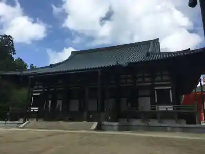 壇上伽藍の本殿・本堂