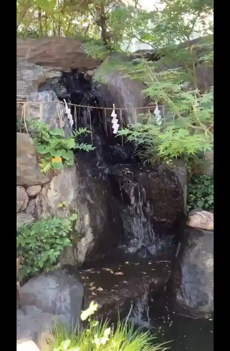 蛇窪神社の{uncategorized: "未分類", other: "その他", undefined: "問題あり", building: "その他建物", grave: "お墓", sacred_gate: "鳥居", guardian: "狛犬", statue: "像", buddha: "仏像", history: "歴史", nature: "自然", garden: "庭園", animal: "動物", pagoda: "塔", temizu: "手水舎", mountain_gate: "山門・神門", sanctuary: "本殿・本堂", subordinate: "末社・摂社", art: "芸術", scenery: "景色", jizo: "地蔵", ema: "絵馬", goshuin: "御朱印", omikuji: "おみくじ", items: "授与品その他", amulet: "お守り", goshuincho: "御朱印帳", eats: "食事", festival: "お祭り", votive_dance: "神楽", shichigosan: "七五三参", wedding: "結婚式", experience: "体験その他", initially: "初詣", around: "周辺", anti_infection: "感染症対策"}