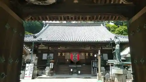 柳谷観音　楊谷寺の本殿・本堂