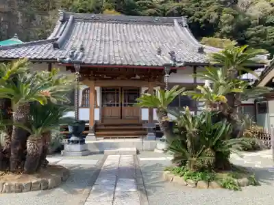 薬王寺の本殿・本堂