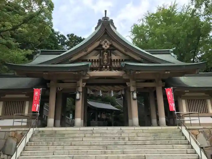 和霊神社の山門・神門