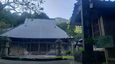 長楽寺の本殿・本堂