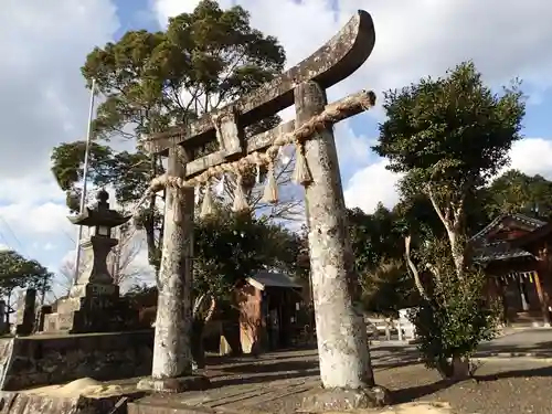 国片主神社の鳥居