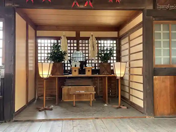 千形神社の{uncategorized: "未分類", other: "その他", undefined: "問題あり", building: "その他建物", grave: "お墓", sacred_gate: "鳥居", guardian: "狛犬", statue: "像", buddha: "仏像", history: "歴史", nature: "自然", garden: "庭園", animal: "動物", pagoda: "塔", temizu: "手水舎", mountain_gate: "山門・神門", sanctuary: "本殿・本堂", subordinate: "末社・摂社", art: "芸術", scenery: "景色", jizo: "地蔵", ema: "絵馬", goshuin: "御朱印", omikuji: "おみくじ", items: "授与品その他", amulet: "お守り", goshuincho: "御朱印帳", eats: "食事", festival: "お祭り", votive_dance: "神楽", shichigosan: "七五三参", wedding: "結婚式", experience: "体験その他", initially: "初詣", around: "周辺", anti_infection: "感染症対策"}
