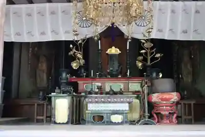 百済寺の本殿・本堂