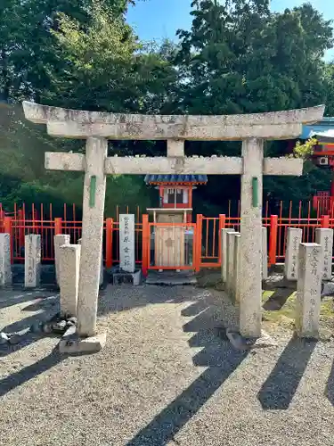 多治速比売神社の末社