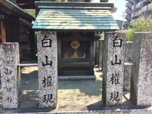 善光寺別院願王寺の末社・摂社