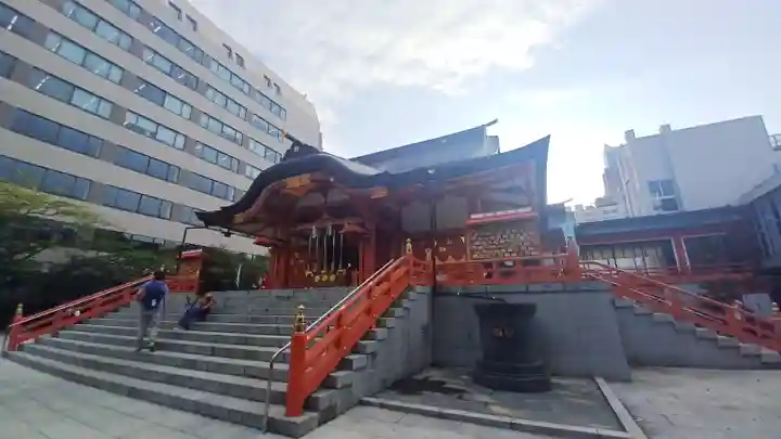 花園神社の本殿・本堂